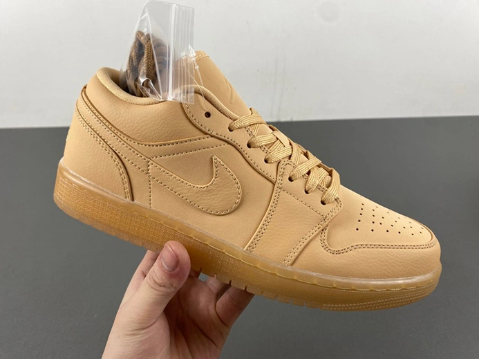 Value-driven EasyMatch 695 Jordan 1 Low SE Sand (Women's)  FZ3972-294