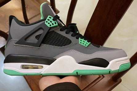 Reproduction EasyMatch 925 Jordan 4 Retro Green Glow  308497-033
