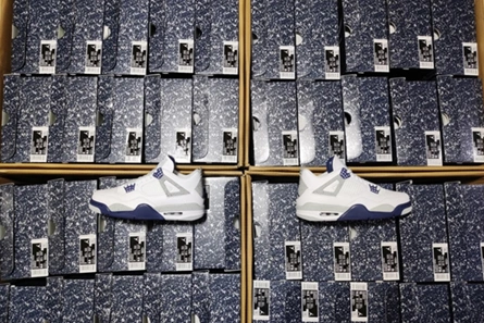 Marked-down Efficient 1856 Jordan 4 Retro DH6927-140