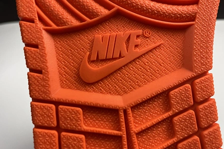 Savvy-priced Efficient 4523 Air Jordan 1 Retro High Electro Orange 555088-180
