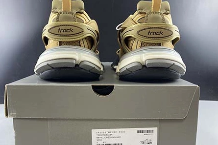 Pricetag-smart Elegant 5733 BALENCIAGA TRACK SNEAKER METAL LIC MESH WASHED GOLD 542023 W2CD1 8000