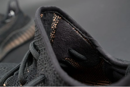 Mirror Elegant 7229 adidas Yeezy Boost 350 V2 Black Copper BY1605