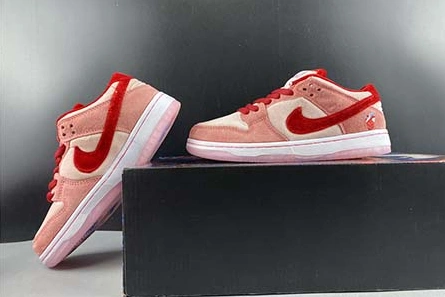 Clone EyeCatching 4282 Nike Dunk SB Low CT2552-800