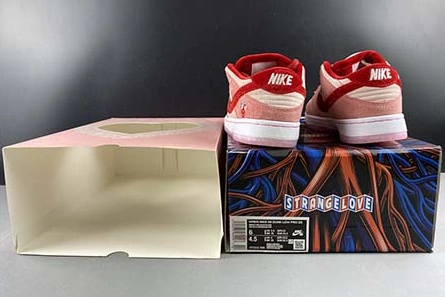 Clone EyeCatching 4282 Nike Dunk SB Low CT2552-800