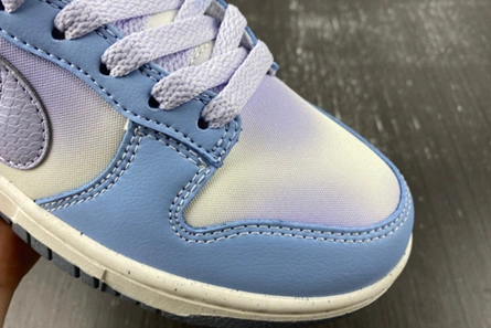 Clearance-priced Fashionable 9255 Nike Dunk Low Blue Airbrush Canvas (Women's)  FN0323-400