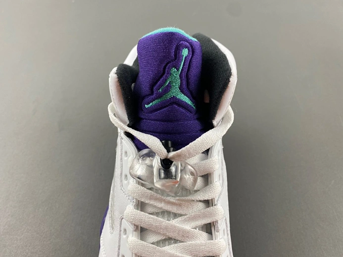 Designer inspired Fashionable 9837 Jordan 5 Retro Grape  136027-108
