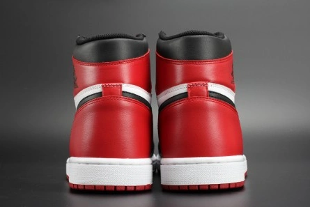 High-tier replica Flexible 2423 Jordan 1 Retro Black Toe 555088-125