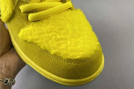Marked-down Flexible 756 Grateful Dead x Nike SB Dunk Low“ Yellow Bear” CJ5378-700