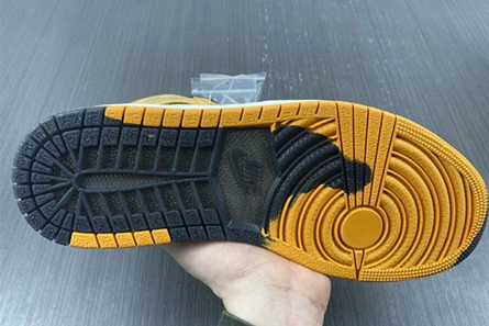 Clearance-priced Functional 1547 Jordan 1 High Element Gore-Tex Light Curry  DB2889-700
