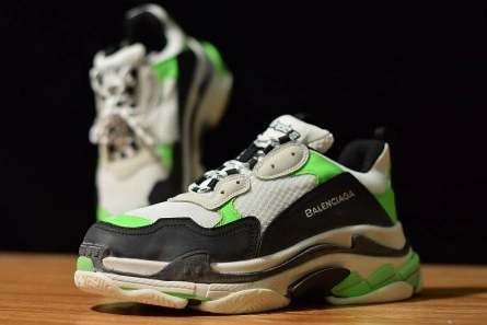 Clearance-priced GoodFit 1018 BALENCIAGA TRIPLE S 483513-W06E1