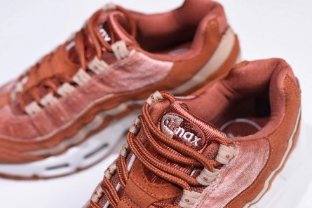 Wallet-friendly GoodFit 2837 Nike Wmns Air Max 95 Lx AA1103-201
