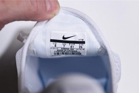 Clearance-priced HighQuality 1047 NIKE mens AIR MAX 270