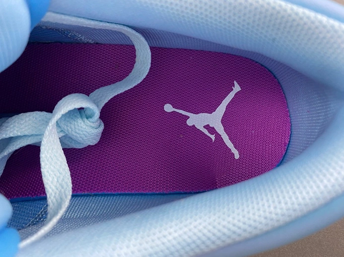 Budget-friendly Jordan 1 Low SE Aquarius Blue (GS)  FN7366-400 Comfortable 934