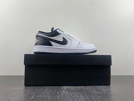 Savvy-priced Jordan 1 Low White Black  553558-132 Soft 3195