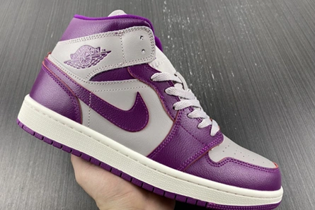 Modestly priced Jordan 1 Mid Magenta BQ6472-501 Minimalist 917