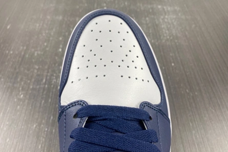 Marked-down Jordan 1 Mid SE USA  852542-104 Sophisticated 9191