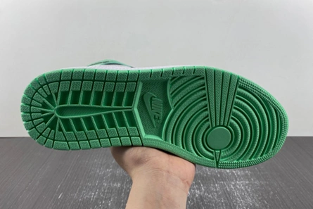 High-tier replica Jordan 1 Retro High OG Green Glow DZ5485-130 Bright 7772