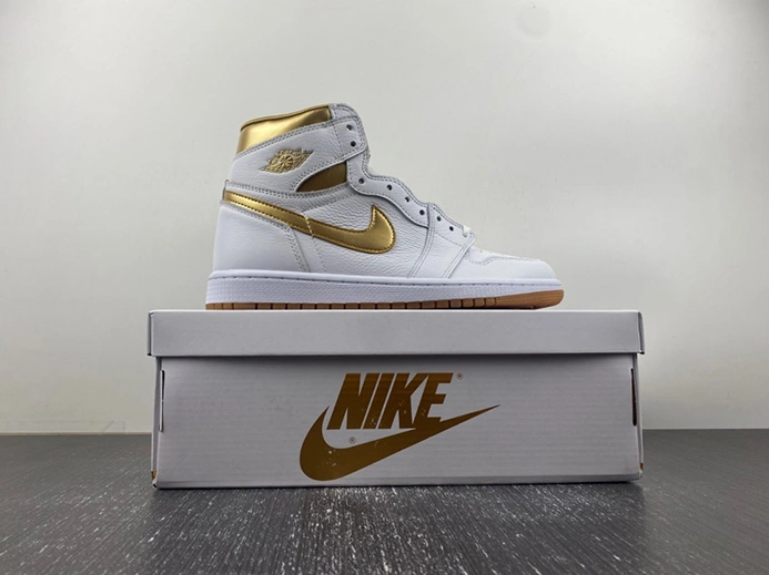 Mirror quality Jordan 1 Retro High OG Metallic Gold (Women's)  FD2596-107 Comfortable 2329