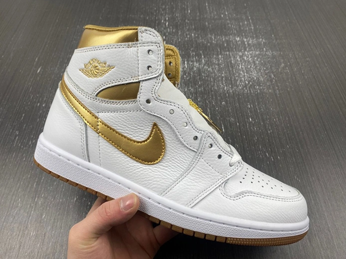 Mirror quality Jordan 1 Retro High OG Metallic Gold (Women's)  FD2596-107 Comfortable 2329