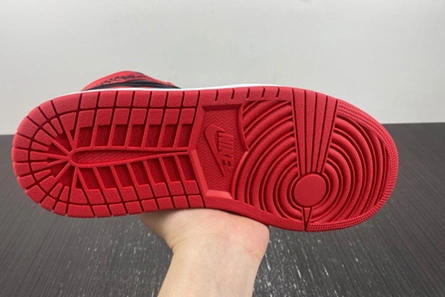 Entry-level luxury Jordan 1 Retro High OG Satin Bred  FD4810-061 Popular 5920