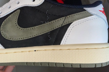 Master copy Jordan 1 Retro Low OG SP Travis Scott Olive (W)  DZ4137-106 EasyMatch 7081