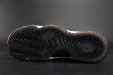 Non-authentic version Jordan 11 Retro Heiress Black Stingray (GS) 852625-030 Sophisticated 1152