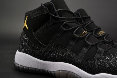 Non-authentic version Jordan 11 Retro Heiress Black Stingray (GS) 852625-030 Sophisticated 1152