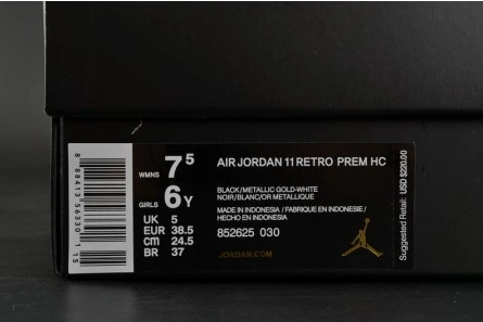Non-authentic version Jordan 11 Retro Heiress Black Stingray (GS) 852625-030 Sophisticated 1152