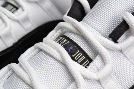 Close-to-original Jordan 11 Retro Low Concord 528895-153 Durable 1195