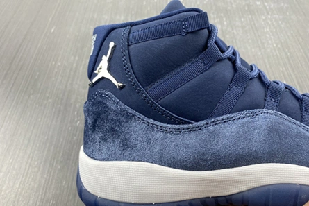Marked-down Jordan 11 Retro Midnight Navy AR0715-441 Bright 4557