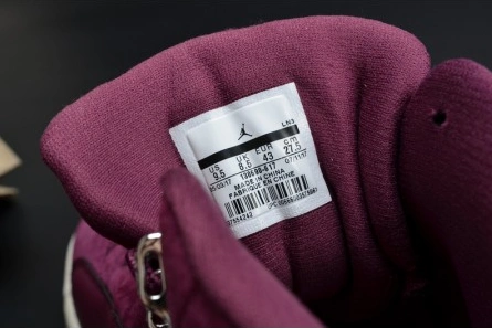 Accessible luxury Jordan 12 Retro Bordeaux 130690-617 Modern 4703