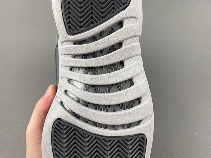 Replica Jordan 12 Retro Dark Grey 130690-005 Vibrant 3712