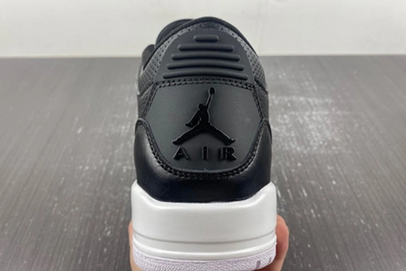 Top-grade copy Jordan 3 Retro Cyber Monday  136064-020 Lightweight 1592