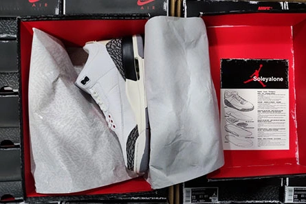 Value-driven Jordan 3 Retro White Cement Reimagined DN3707-100 UrbanStyle 1861