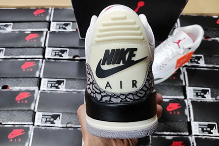 Jordan 3 Retro White Cement Reimagined DN3707-100 UrbanStyle 1861