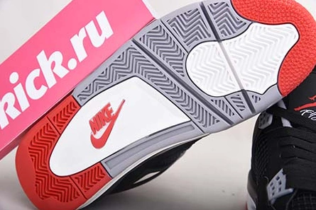 Parallel design Jordan 4 Bred  Black Cement (2019) - 308497-060 Compact 1787