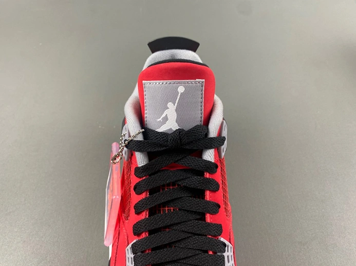 Pricetag-smart Jordan 4 Retro Toro Bravo  308497-603 Modern 206