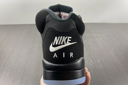 Jordan 5 Retro Black Metallic 845035-003 Sleek 9445