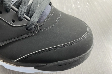 Replica Jordan 5 Retro Black Metallic 845035-003 Sleek 9445