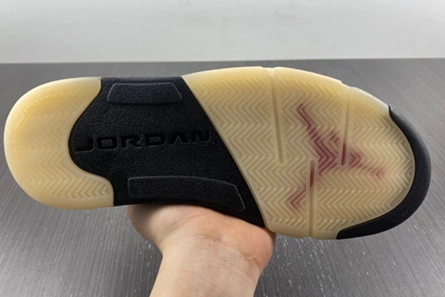 Entry-level luxury Jordan 5 Retro Dunk on Mars (W)  DD9336-800 Trendsetting 1556