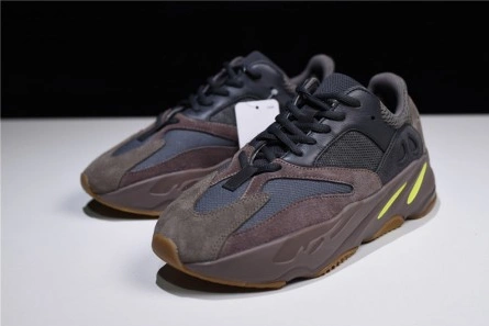 Savvy-priced Kanye West x Adidas Yeezy Runner Boost 700 Classic 6579