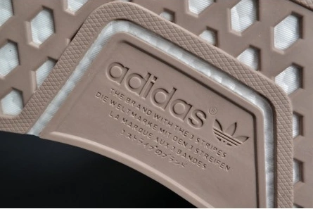 Affordable Lightweight 2711 ADIDAS NMD R1 PK FRENCH BEIGE  PRIMEKNIT VAPOUR GREY S81848