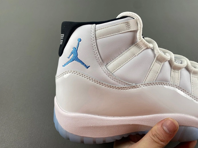 Master copy Lightweight 3340 Jordan 11 Retro Legend Blue (2024)  CT8012-104