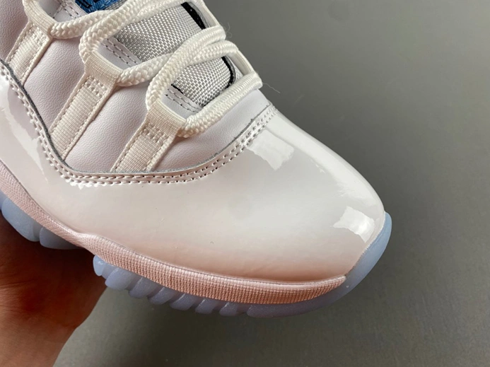 Master copy Lightweight 3340 Jordan 11 Retro Legend Blue (2024)  CT8012-104