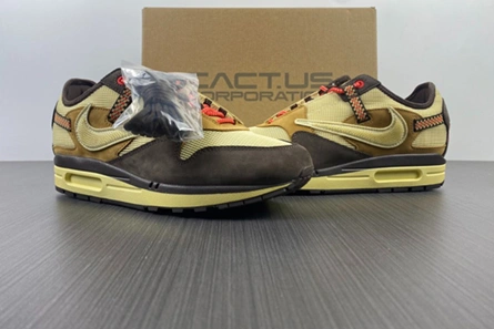 High-tier replica Lightweight 5919 Nike Air Max 1 Travis Scott Cactus Jack Baroque Brown DO9392-200