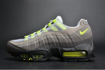 Lightweight 6318 Nike mens Court Vapor RF x Air Max 95
