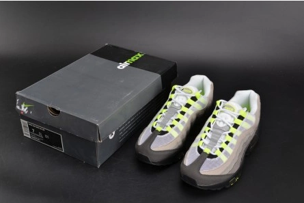 Fashion duplicate Lightweight 6318 Nike mens Court Vapor RF x Air Max 95