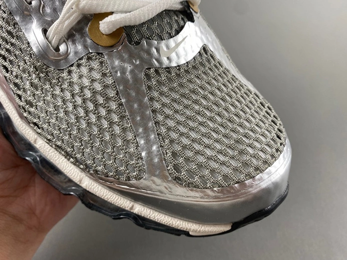 Luxury copy Lightweight 6764 Nike Air Max 2013 Metallic Silver Gold  HJ7901-095