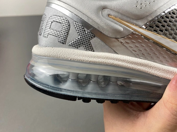 Luxury copy Lightweight 6764 Nike Air Max 2013 Metallic Silver Gold  HJ7901-095