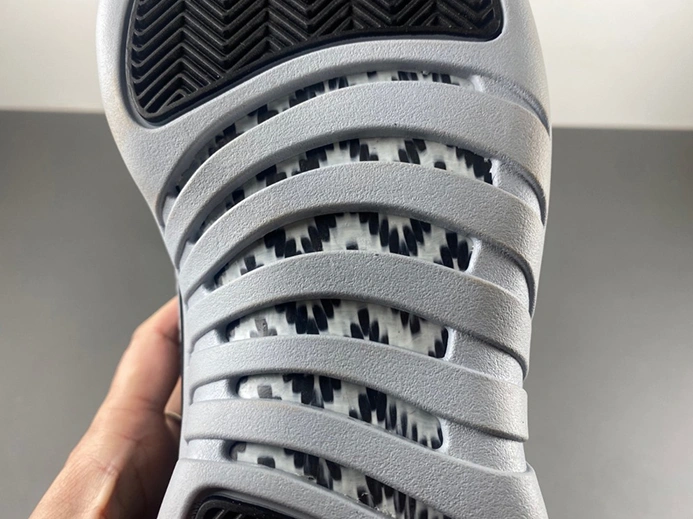 Mirror Lightweight 8710 Jordan 12 Retro Barons CT8013-010
